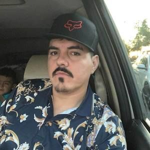 Meet your Posher, Omar